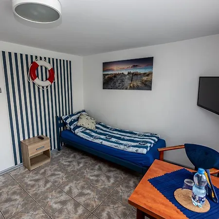 Anna - Opcjonalnie Sniadania W Starej Piekarni Homestay szállás *