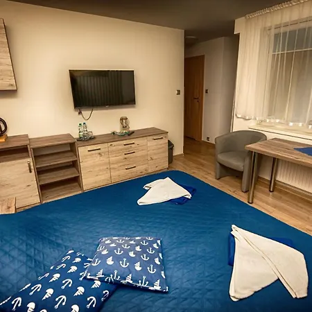 Anna - Opcjonalnie Sniadania W Starej Piekarni Homestay szállás