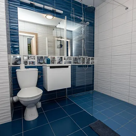 Anna * 科沃布热格