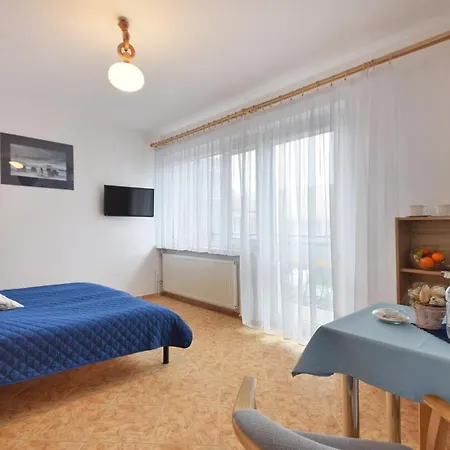 Anna - Opcjonalnie Sniadania W Starej Piekarni Homestay szállás *