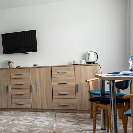 Anna - Opcjonalnie Sniadania W Starej Piekarni * Kołobrzeg
