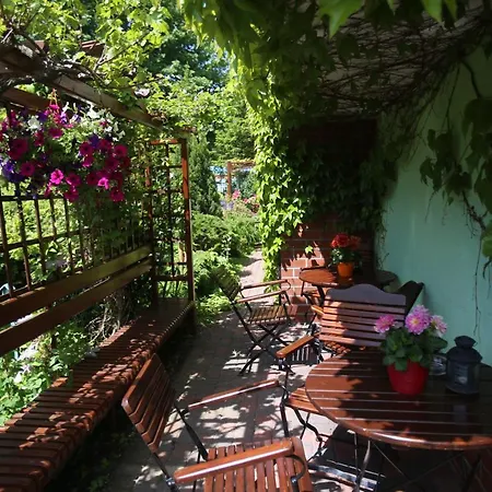 Anna - Opcjonalnie Sniadania W Starej Piekarni Homestay szállás Kołobrzeg