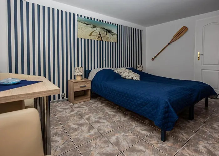 Anna 홈스테이 코워브제크